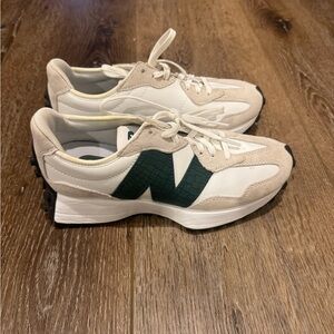 New Balance 327 White and Beige Sneakers with Green logo. Worn only once.
